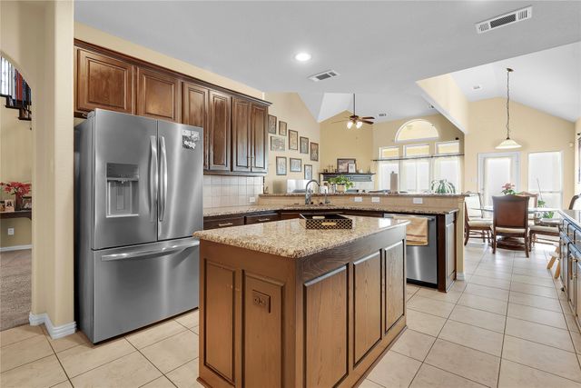 9684 Salvia Drive, Fort Worth, TX 76177