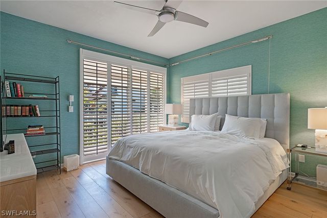 4715 Villa Mare LN 26-16, Naples, FL 34103