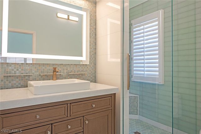 4715 Villa Mare LN 26-16, Naples, FL 34103