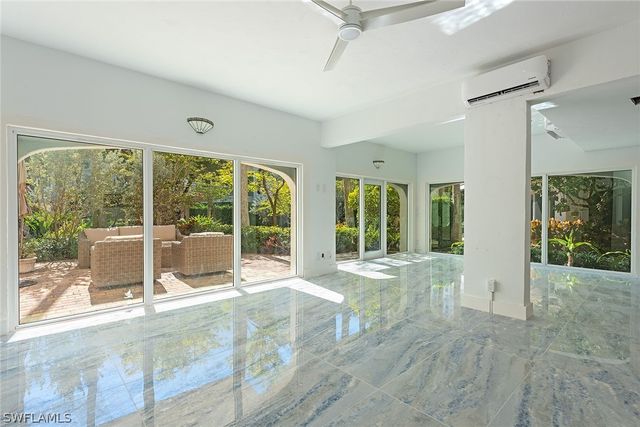 4715 Villa Mare LN 26-16, Naples, FL 34103