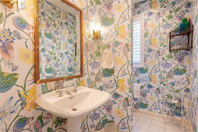 4715 Villa Mare LN 26-16, Naples, FL 34103