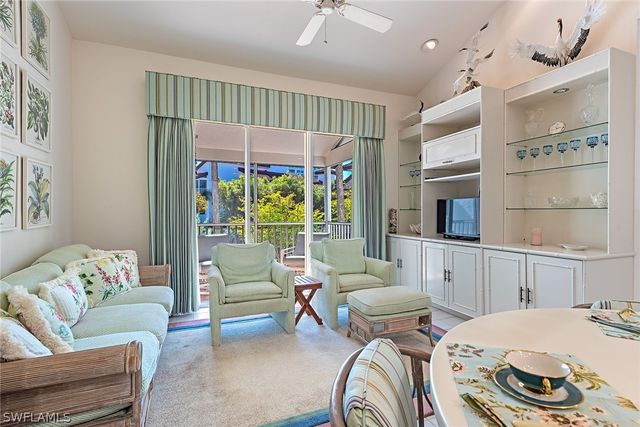 4715 Villa Mare LN 26-16, Naples, FL 34103