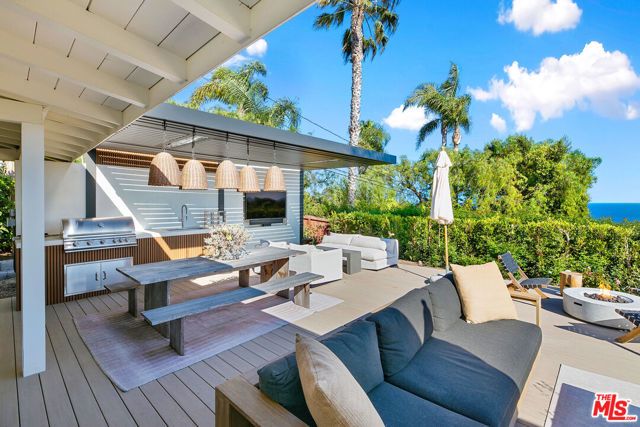 26887 Sea Vista Drive, Malibu, CA 90265