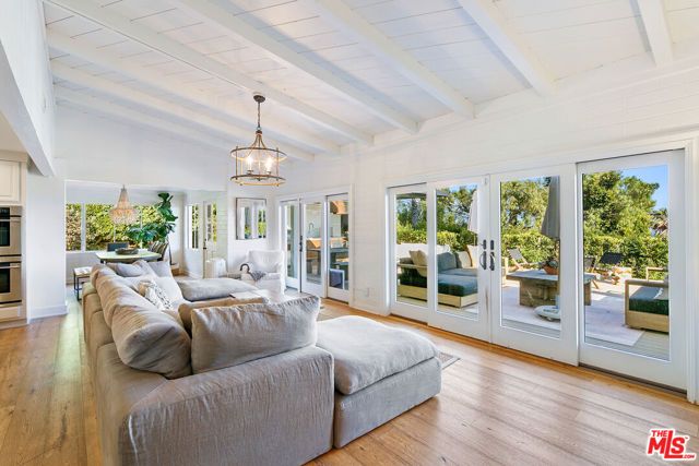26887 Sea Vista Drive, Malibu, CA 90265
