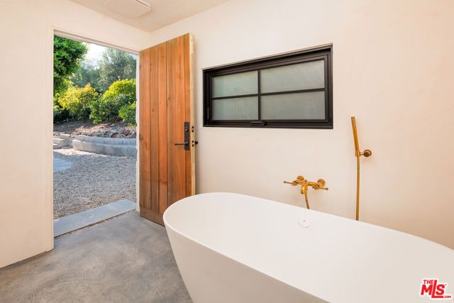26887 Sea Vista Drive, Malibu, CA 90265