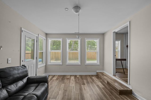 206 Carey Avenue, Greer, SC 29651