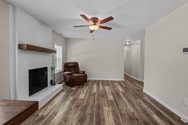 206 Carey Avenue, Greer, SC 29651