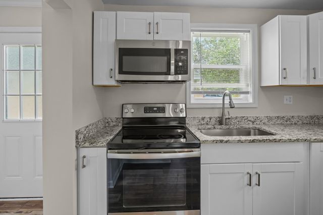 206 Carey Avenue, Greer, SC 29651