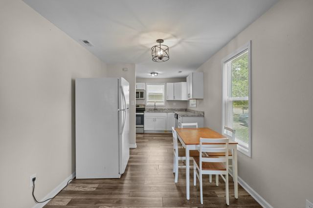206 Carey Avenue, Greer, SC 29651