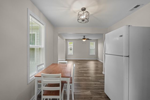 206 Carey Avenue, Greer, SC 29651