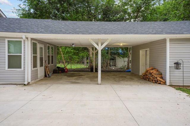 206 Carey Avenue, Greer, SC 29651