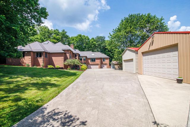 18825 Island Road, Circleville, OH 43113