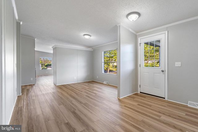 3637 WILLIAMSPORT PIKE, Martinsburg, WV 25404