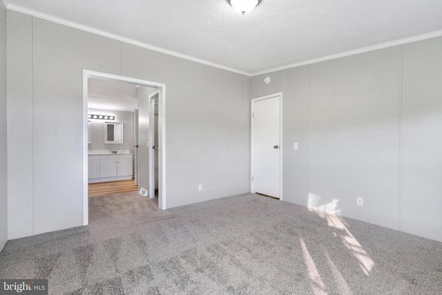 3637 WILLIAMSPORT PIKE, Martinsburg, WV 25404