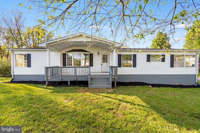 3637 WILLIAMSPORT PIKE, Martinsburg, WV 25404
