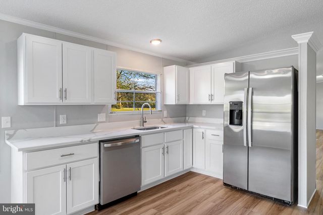 3637 WILLIAMSPORT PIKE, Martinsburg, WV 25404