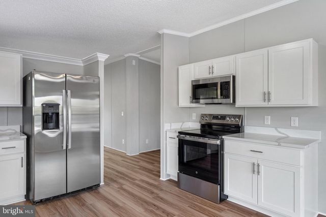 3637 WILLIAMSPORT PIKE, Martinsburg, WV 25404