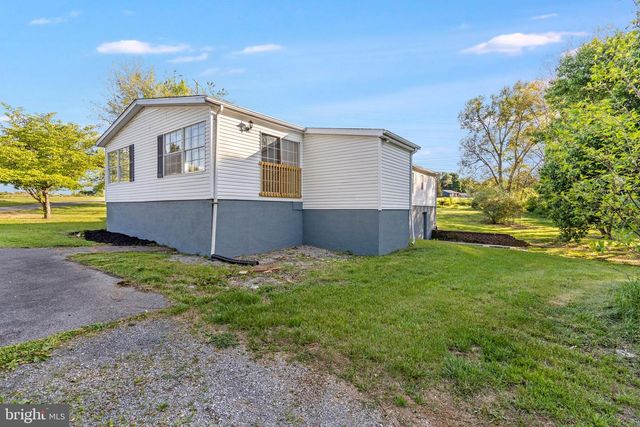 3637 WILLIAMSPORT PIKE, Martinsburg, WV 25404