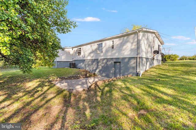 3637 WILLIAMSPORT PIKE, Martinsburg, WV 25404