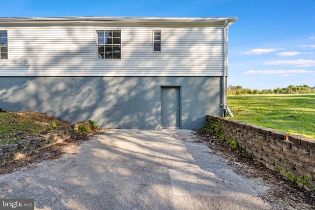 3637 WILLIAMSPORT PIKE, Martinsburg, WV 25404