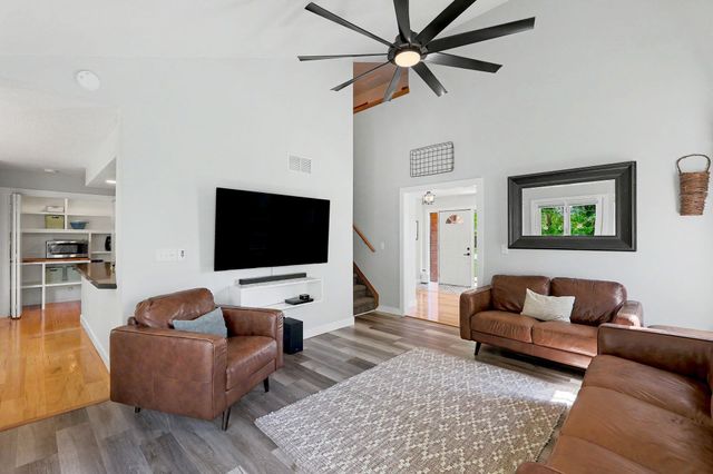 401 N Trail, Mulvane, KS 67110