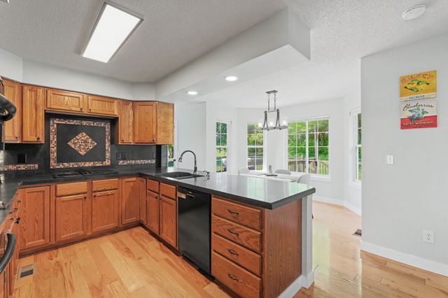 401 N Trail, Mulvane, KS 67110