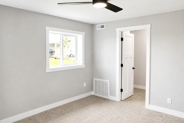 21 Rosebraugh Circle E, Buckeye Lake, OH 43008