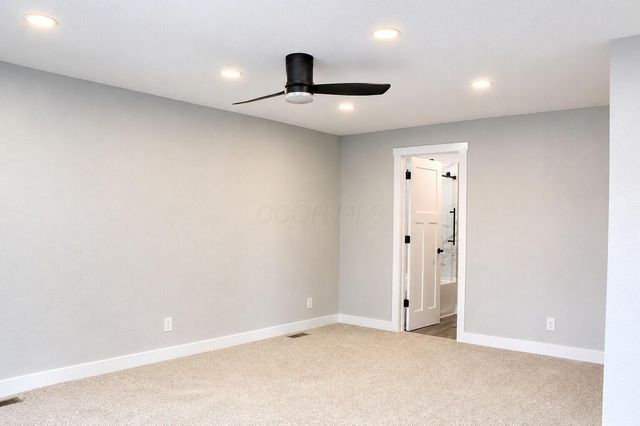 21 Rosebraugh Circle E, Buckeye Lake, OH 43008