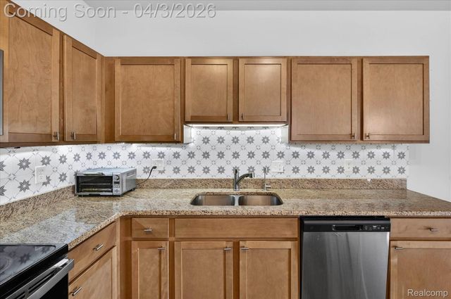 9812 Ridge Run 55, Hartland Township, MI 48855