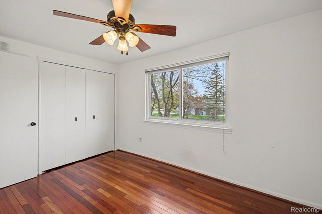 5040 Patrick Road, West Bloomfield Charter Township, MI 48322