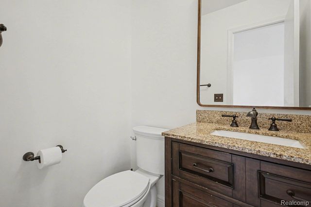 5040 Patrick Road, West Bloomfield Charter Township, MI 48322