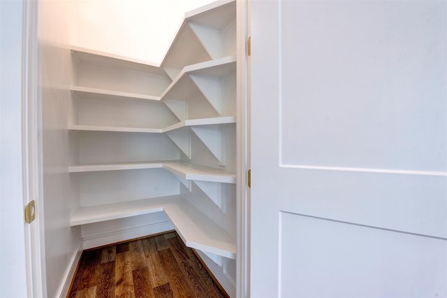 7120 Gary Street B, Houston, TX 77055