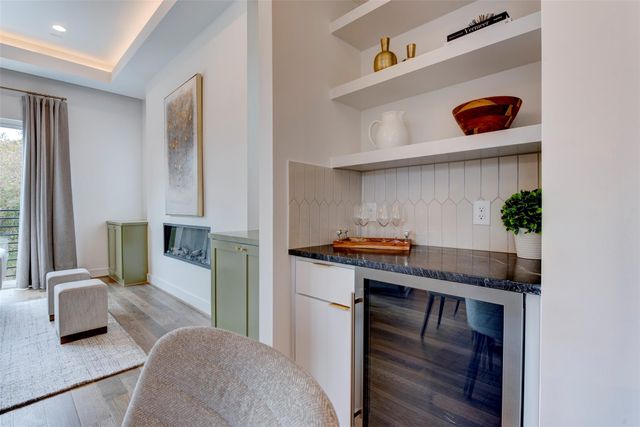 7120 Gary Street B, Houston, TX 77055