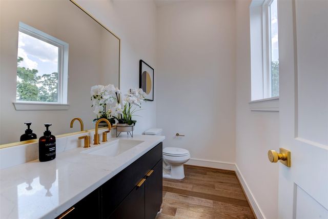 7120 Gary Street B, Houston, TX 77055