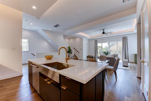 7120 Gary Street B, Houston, TX 77055