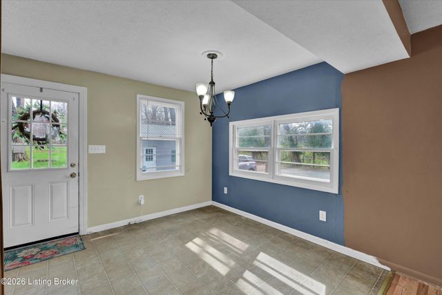 127 Rollington Rd, Pewee Valley, KY 40056