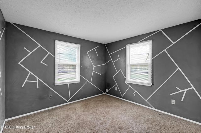 127 Rollington Rd, Pewee Valley, KY 40056