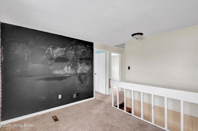 127 Rollington Rd, Pewee Valley, KY 40056