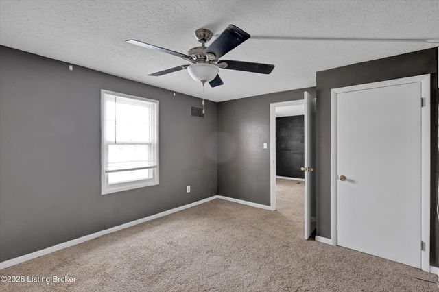 127 Rollington Rd, Pewee Valley, KY 40056