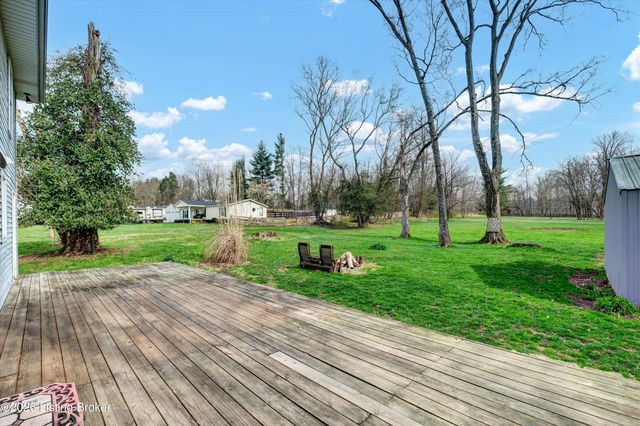 127 Rollington Rd, Pewee Valley, KY 40056