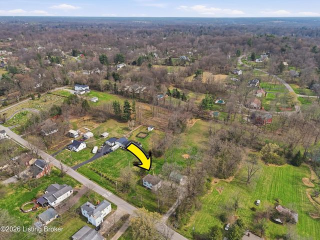 127 Rollington Rd, Pewee Valley, KY 40056