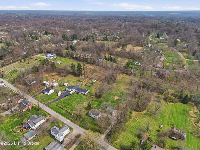 127 Rollington Rd, Pewee Valley, KY 40056