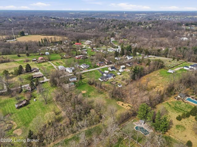 127 Rollington Rd, Pewee Valley, KY 40056