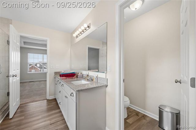 24886 Canoe Drive, Macomb, MI 48042