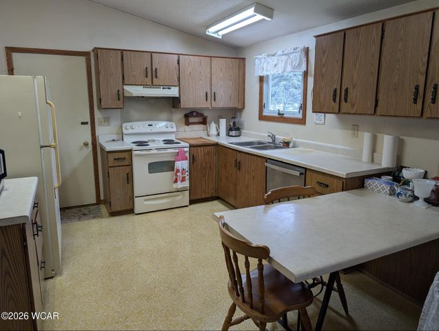 4310 Slabtown Road, Lima, OH 45801