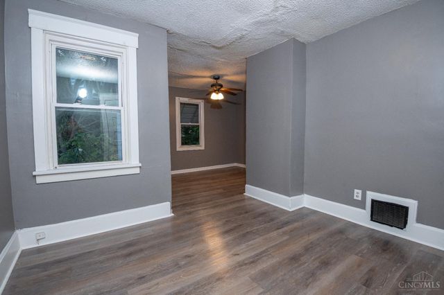 1634 Gilsey Avenue, Cincinnati, OH 45205