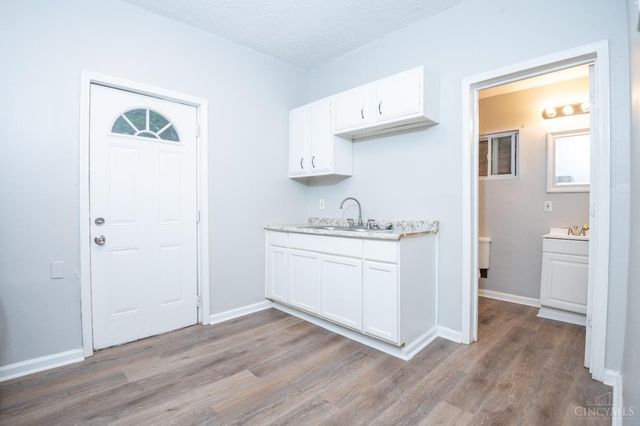 1634 Gilsey Avenue, Cincinnati, OH 45205