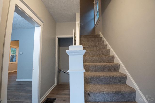 1634 Gilsey Avenue, Cincinnati, OH 45205