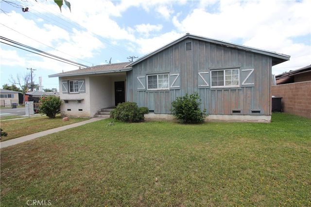 538 Wood, Santa Ana, CA 92703