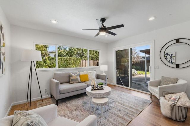 37640 Hyacinth St, Newark, CA 94560